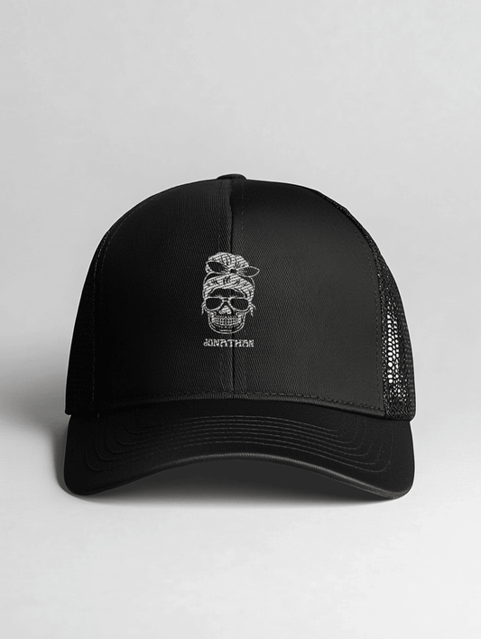 JONATHAN's Lion Graphic Cap - Classic Elegance